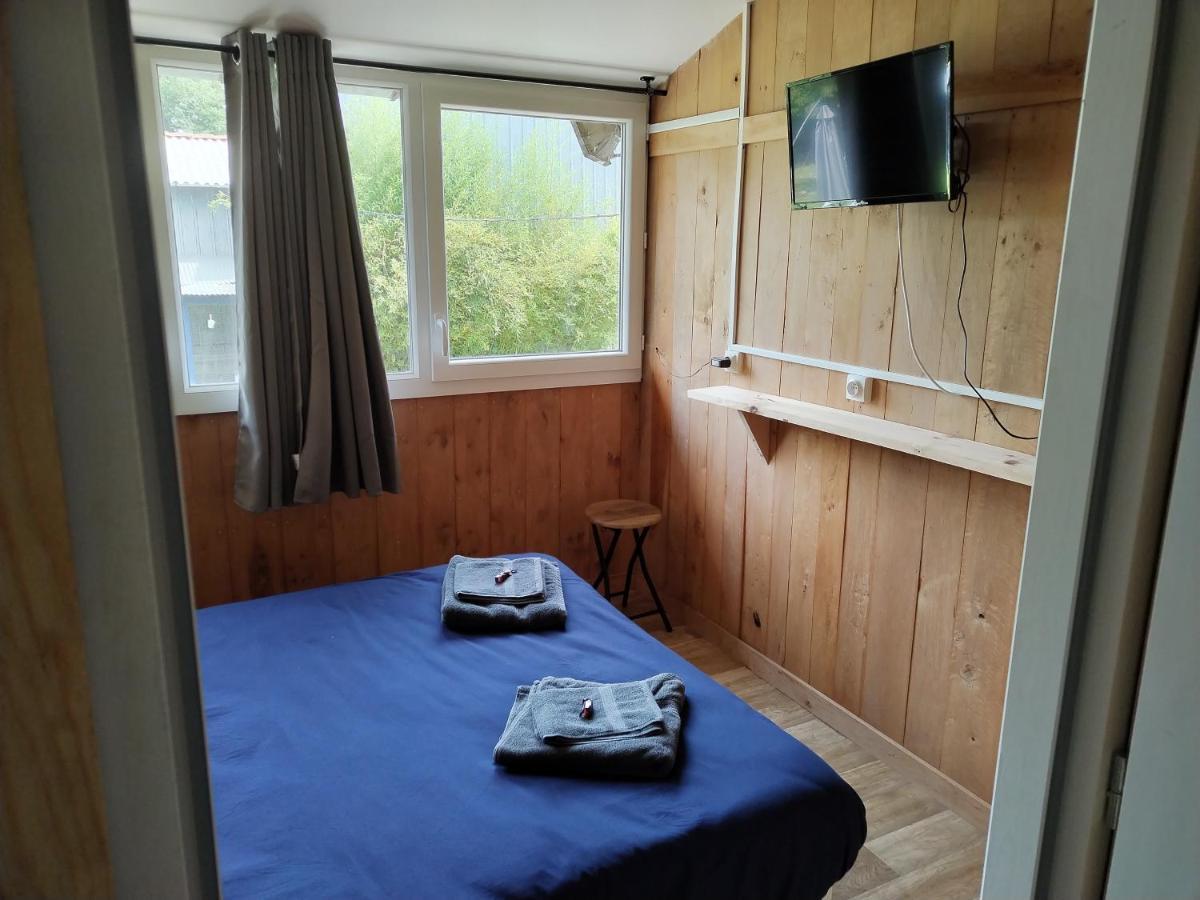 Chambre 2 A 4 Pers Gite Du Gardoir Boresse-et-Martron Exteriör bild